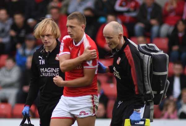 Swindon Town striker Luke Norris will not have surgery on his shoulder