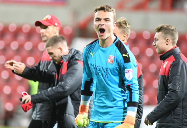 Swindon Town loan watch: Will Henry claims assist in Hampton and Richmond win