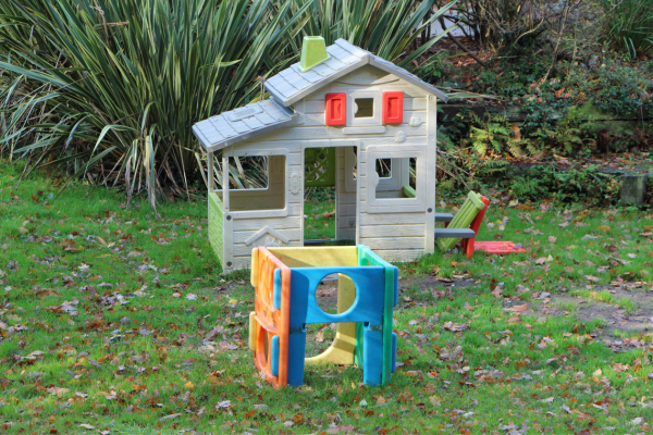 Thrifty Fun: Out-of-the-Box Outdoor Toys for Homebound Kids