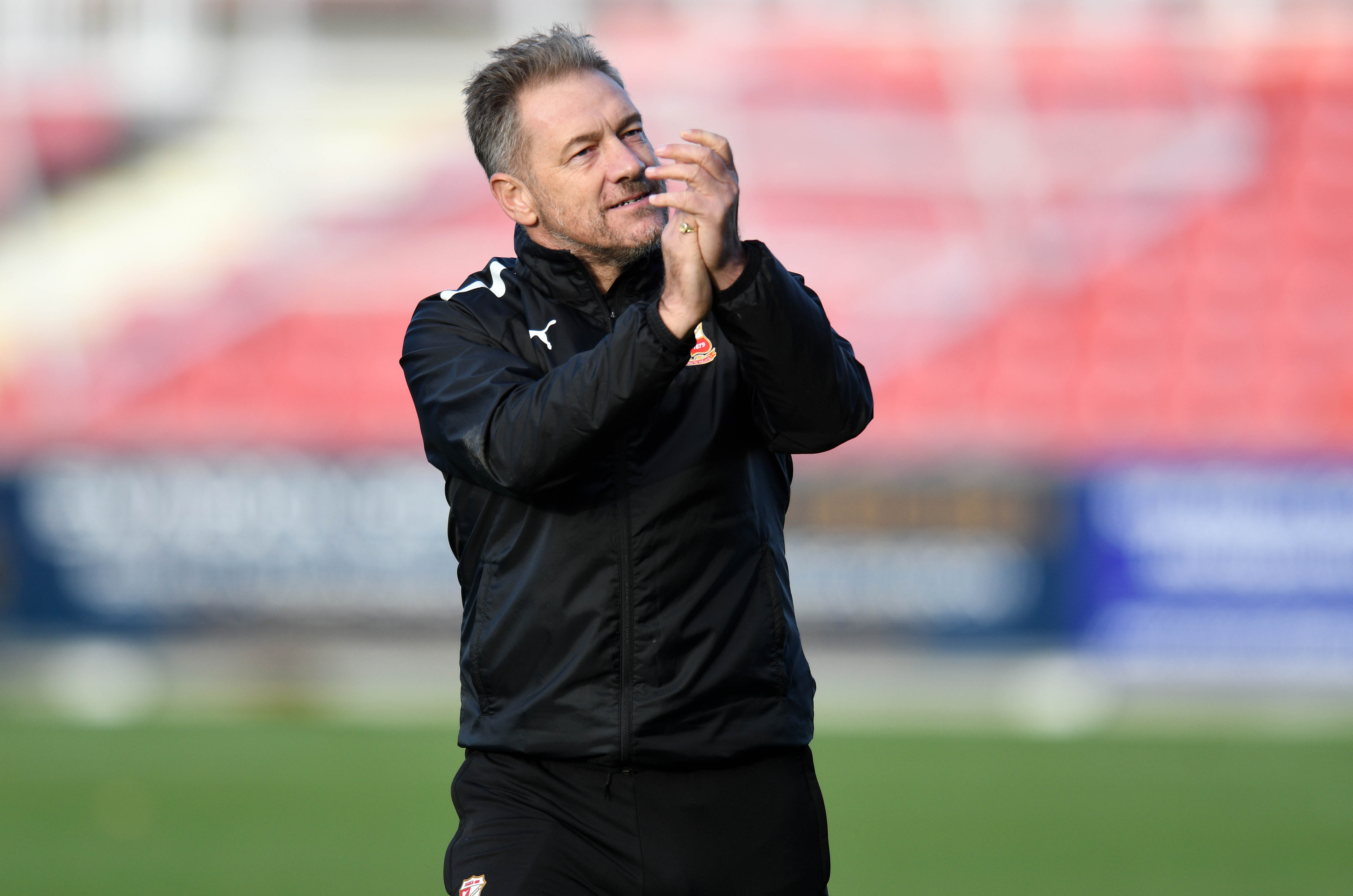 Swindon Town Head Coach Scott Lindsey leaves to join Crawley Town