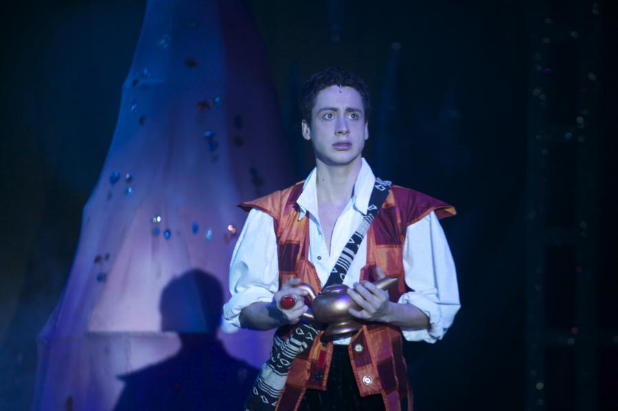 Review: Aladdin - Christmas Pantomime